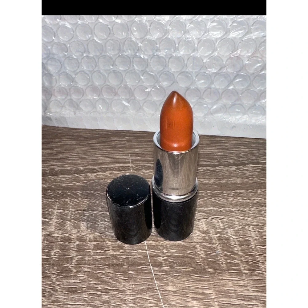 Benefit‎ cosmetics Lipstick Bingo LP27 Terracotta Burnt Orange Creamy Finish